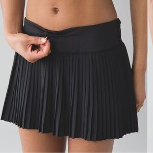 Lululemon rare Pleat to Street skirt